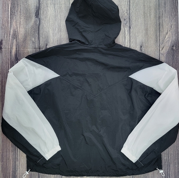 Johnny Was Calme NWT Elements Black and White Zip Up Windbreaker Jacket - Picture 11 of 14